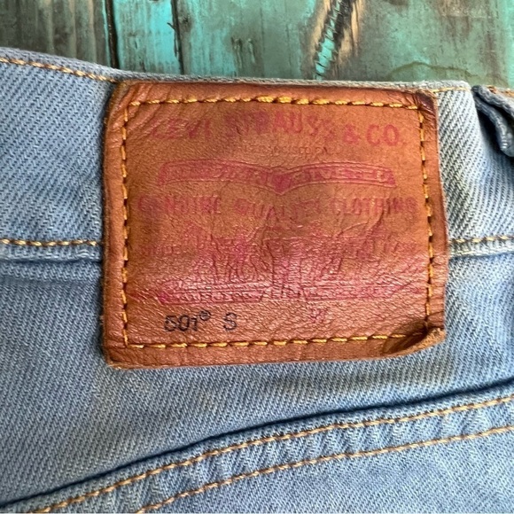 Levi's 501 Denim Cut off Jean Shorts Raw Hem Button Fly Size 26 - Picture 7 of 14